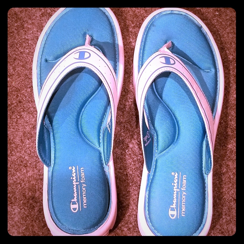 Champion brand memory foam sandals size 9